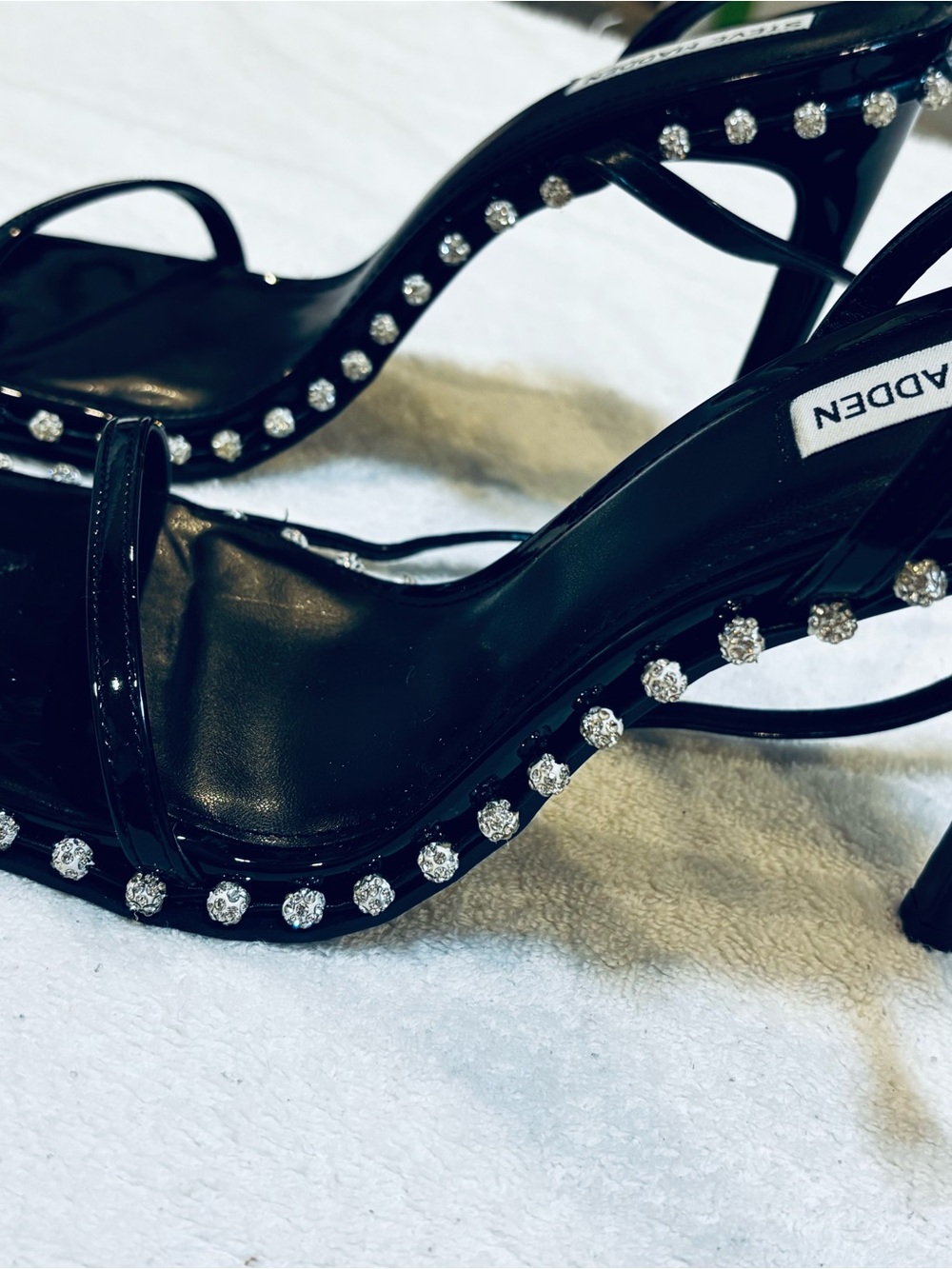 Almost Brand New Sparkly Heels By Steve Madden - Size 11M - Heel 4.5” - box 2